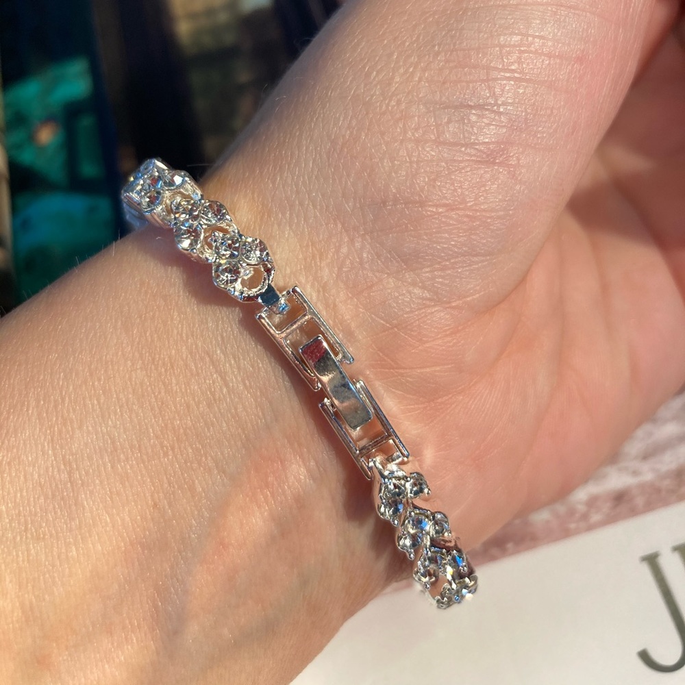 Silver Tone Diamond Tennis Crystals Bracelet - Picture 3 of 3